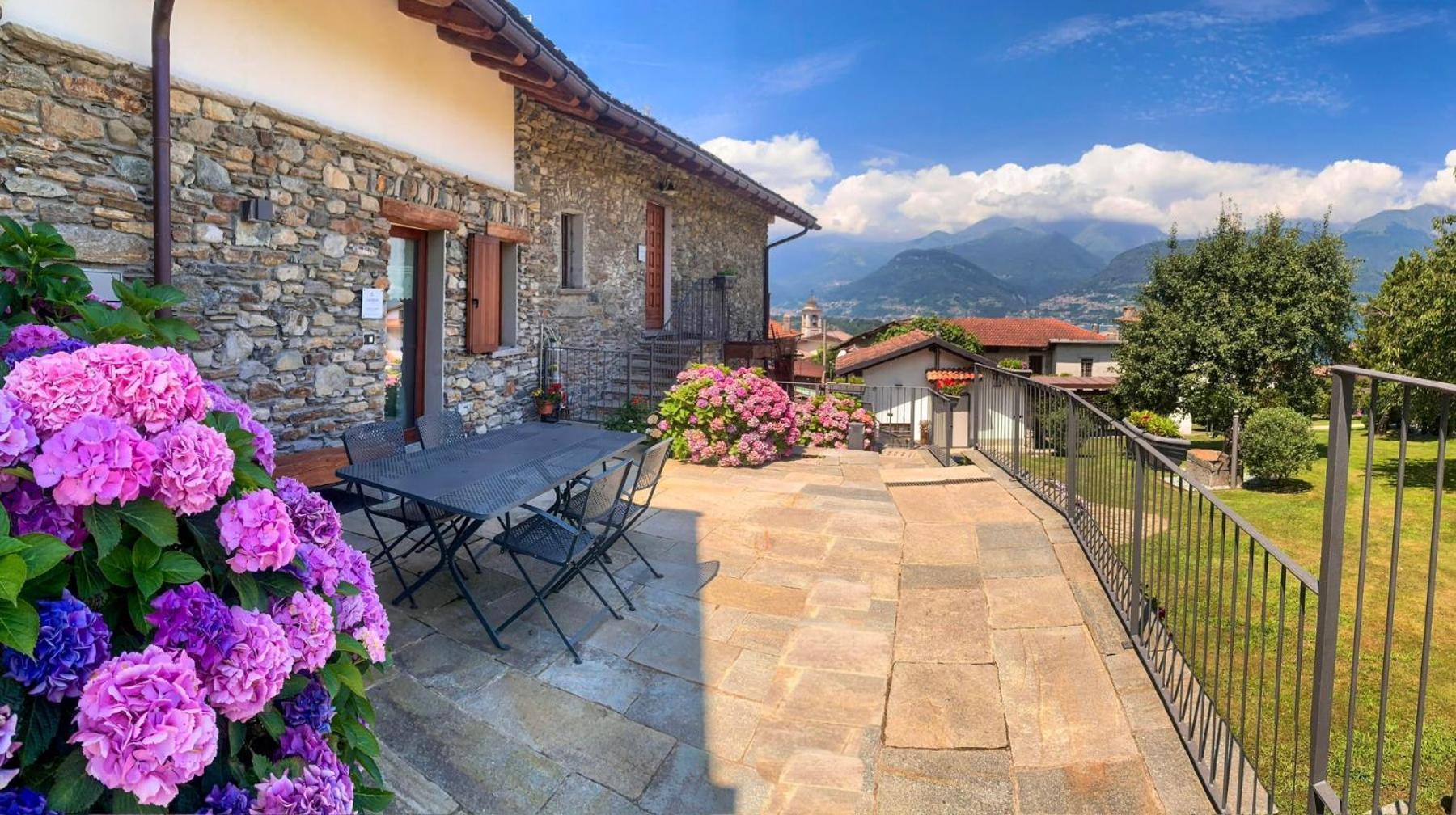 La Volta - Lake Como Heritage Home In Molino Maufet Watermill - Patio On The Garden Коліко Екстер'єр фото